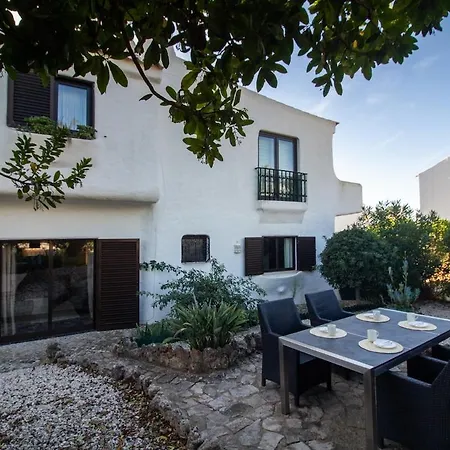 Luxury With Garden In Algarve *