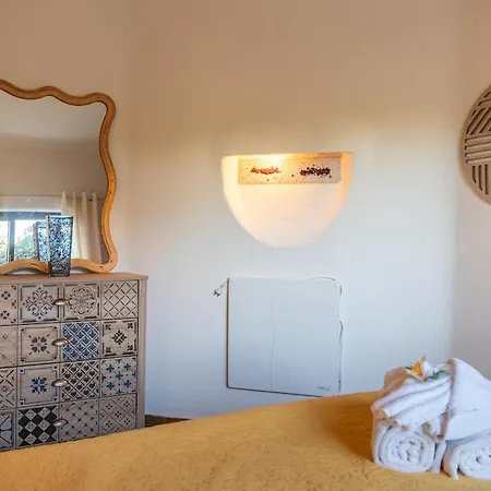Apartment Luxury With Garden In Algarve Porches (Algarve)
