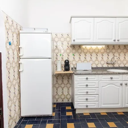 Apartment Luxury With Garden In Algarve Porches (Algarve)