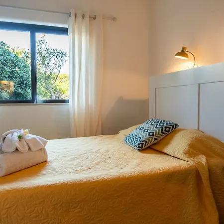 Luxury With Garden In Algarve *