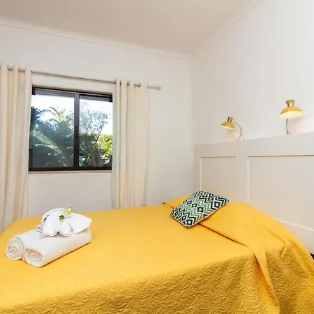 Luxury With Garden In Algarve Porches (Algarve)