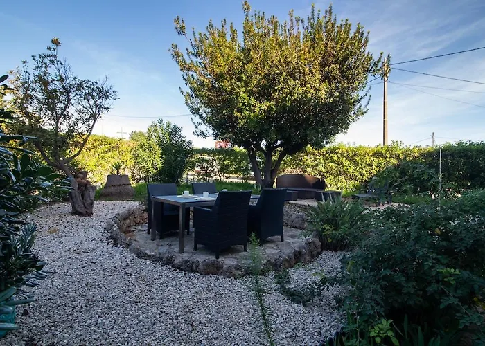 Luxury With Garden In Algarve Porches (Algarve)
