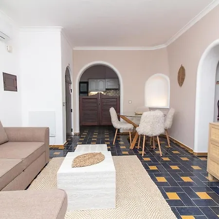 Luxury With Garden In Algarve Porches (Algarve)
